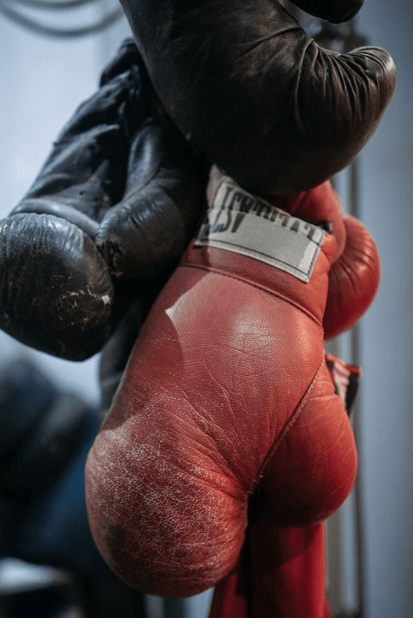 Kovos menai be mitų: ką pradedančiajam realiai duoda MMA treniruotės
